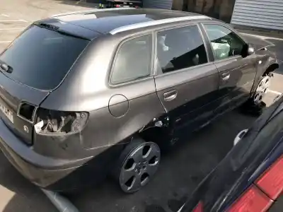 Veículo de Sucata audi a3 sportback (8p) 2.0 tdi ambiente do ano 2004 alimentado bkd