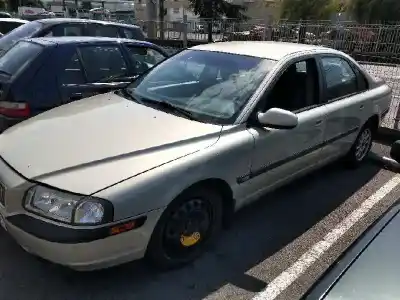 Veículo de Sucata VOLVO S80 BERLINA 2.5 D do ano 1999 alimentado D5252T