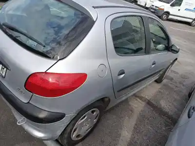 Hurda Aracı peugeot                                            206 berlina                                                                                                                                                                                                                                                xt                                                                                                                                                                                                                                                         yılın 2002 güçlü nfu