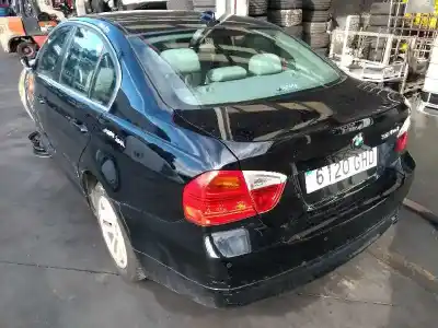 Veículo de Sucata bmw serie 3 berlina (e90) 320d do ano 2008 alimentado n47d20a