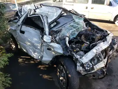 Veículo de Sucata SANTANA 300/350 1.6 HDi 4x4 do ano 2006 alimentado 9HX