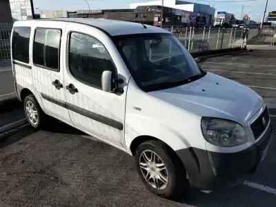 Vehicul casat FIAT DOBLO I CARGO (223) 1.3 D Multijet al anului 2006 alimentat 199A2000