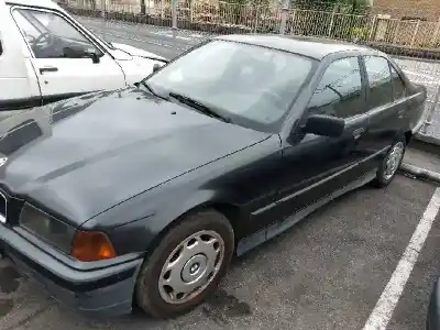 Veículo de Sucata BMW SERIE 3 BERLINA (E36) 318i do ano 1993 alimentado 18-4-E-1