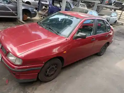 Sloopvoertuig SEAT CORDOBA BERLINA (6K2) GLX van het jaar 1993 aangedreven AAZ