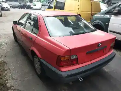 Veículo de Sucata bmw serie 3 berlina (e36) 316i do ano 1993 alimentado 16-4e-a