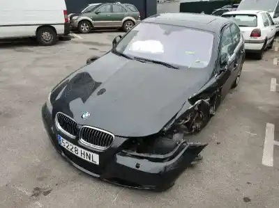 Veículo de Sucata bmw serie 3 berlina (e90) 320d do ano 2013 alimentado n47d20c
