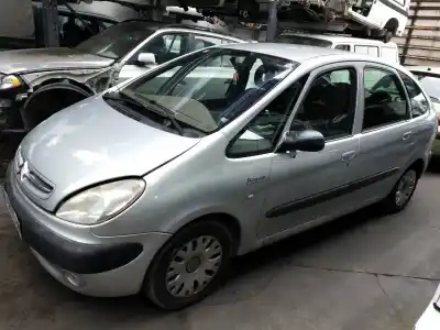 Veículo de Sucata CITROEN XSARA PICASSO 2.0 HDi Vivace do ano 1999 alimentado RHY