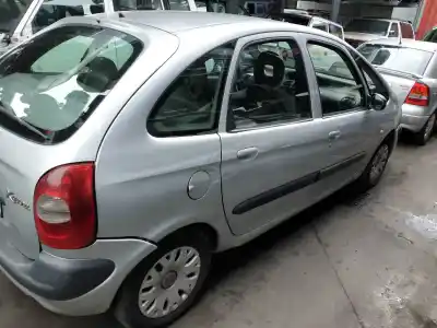 Veículo de Sucata citroen xsara picasso 2.0 hdi vivace do ano 1999 alimentado rhy