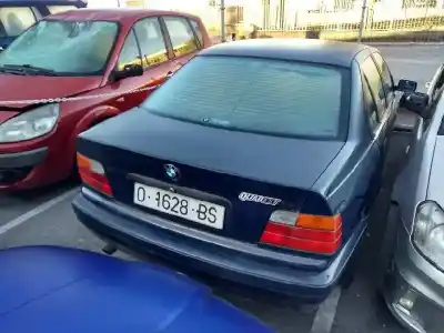 Veículo de Sucata bmw serie 3 berlina (e36) 318is do ano 1996 alimentado 18-4s-1