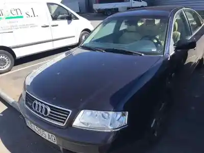 Veículo de Sucata AUDI A6 BERLINA (4B2) 2.4 (121kW) do ano 1998 alimentado AGA