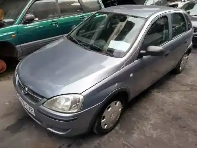 Veicolo di demolizione OPEL CORSA C Enjoy dell'anno 2004 alimentato Z13DT