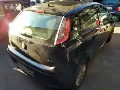 Sloopvoertuig fiat punto (evo) (199) emotion van het jaar 2011 aangedreven 199b1000