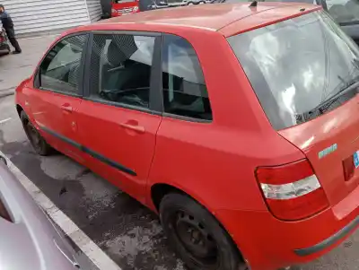 Veículo de Sucata fiat stilo (192) 1.6 16v do ano 2001 alimentado 182b6000