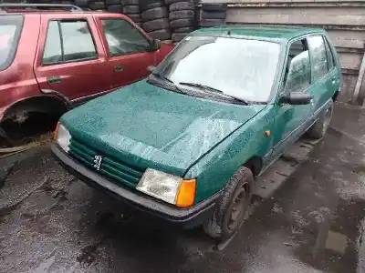 Veículo de Sucata PEUGEOT 205 BERLINA 1.4 do ano 1997 alimentado KDX