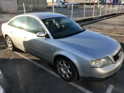 Veicolo di demolizione AUDI A6 BERLINA (4B2) 2.5 TDI dell'anno 2001 alimentato AKE