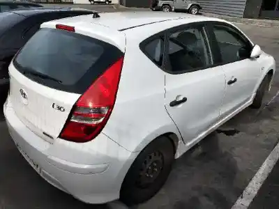 Veículo de Sucata hyundai i30 (fd) 1.6 crdi do ano 2007 alimentado d4fb
