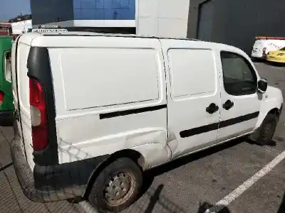 Sloopvoertuig fiat doblo i cargo (223) 1.3 d multijet van het jaar 2006 aangedreven 199a2000