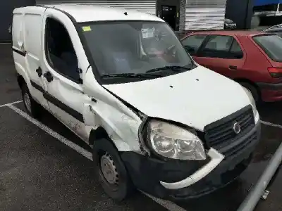 Vehicul casat FIAT DOBLO I CARGO (223) 1.3 D Multijet al anului 2006 alimentat 199A2000