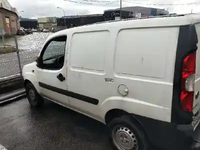 Sloopvoertuig fiat doblo i cargo (223) 1.3 d multijet van het jaar 2006 aangedreven 199a2000