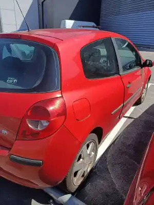 Veículo de Sucata renault clio iii 1.5 dci diesel cat do ano 2008 alimentado k9k t7