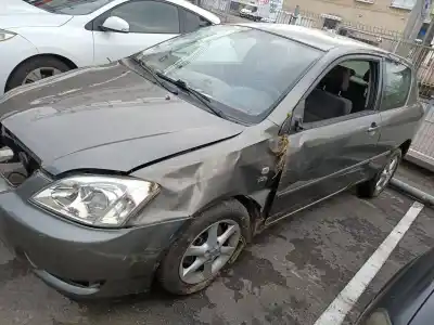 Vehicul casat TOYOTA COROLLA (E12) 2.0 D-4D Linea Luna Berlina al anului 2002 alimentat 1CDFTV