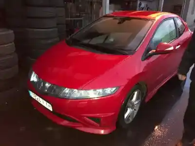 Veículo de Sucata honda civic berlina (fn) 2.2 ctdi do ano 2007 alimentado n22a2
