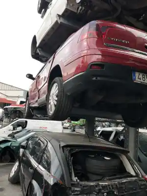 Scrapping Vehicle citroen c5 berlina sx (e) of the year 2004 powered rhr