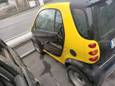 Здавання транспортного засобу smart coupe básico (45kw) року 2002 потужний g 15 Здавання транспортного засобу smart coupe básico (45kw) року 2002 потужний g 15