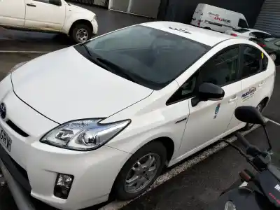 Veicolo di demolizione TOYOTA PRIUS (NHW30) Plug-in Hybrid Advance dell'anno 2009 alimentato 2ZR