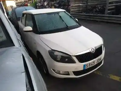 Veículo de Sucata SKODA FABIA (5J2 ) Urban do ano 2015 alimentado CGP