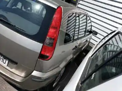 Veículo de Sucata ford fusion (cbk) ambiente do ano 2003 alimentado fyja