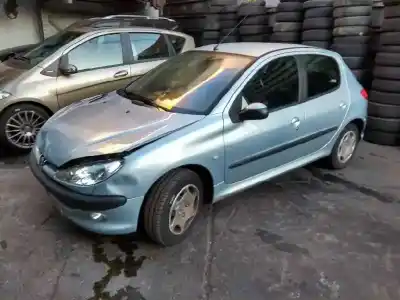 Verschrottungsfahrzeug peugeot                                            206 berlina                                                                                                                                                                                                                                                quicksilver                                                                                                                                                                                                                                                des jahres 2003 angetrieben rhy