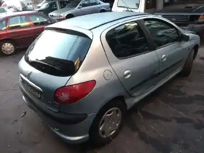 Verschrottungsfahrzeug peugeot                                            206 berlina                                                                                                                                                                                                                                                quicksilver                                                                                                                                                                                                                                                des jahres 2003 angetrieben rhy