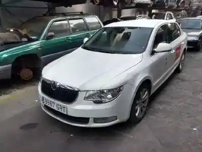 Scrapping Vehicle skoda superb combi (3t5) comfort of the year 2009 powered bmp
