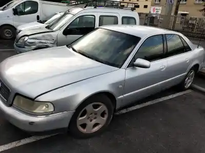 Здавання транспортного засобу AUDI A8 (D2) 2.5 TDI року 2002 потужний AKE