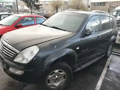 Здавання транспортного засобу SSANGYONG REXTON RX 270 Full року 2006 потужний D27DT