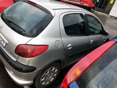 Verschrottungsfahrzeug peugeot                                            206 berlina                                                                                                                                                                                                                                                xt                                                                                                                                                                                                                                                         des jahres 2003 angetrieben 8hx