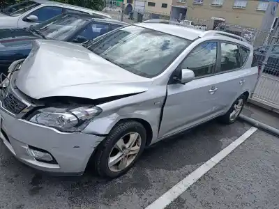 Veículo de Sucata KIA CEE´D Active do ano 2006 alimentado D4FB