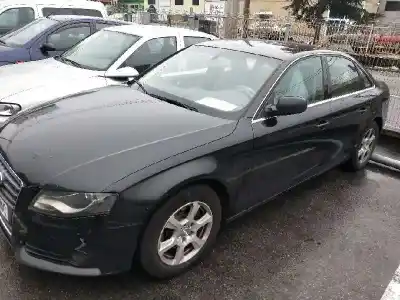 Verschrottungsfahrzeug AUDI A4 BERLINA (B8) 2.0 16V TDI des Jahres 2009 angetrieben CAG