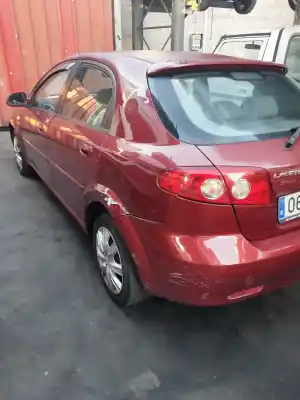 Veículo de Sucata daewoo lacetti cdx do ano 2004 alimentado f16d3