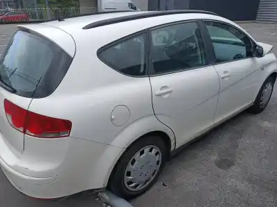 Veículo de Sucata seat altea xl (5p5) reference do ano 2009 alimentado bse