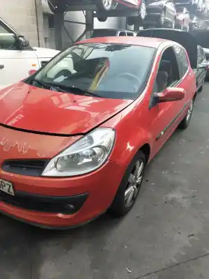 Здавання транспортного засобу RENAULT CLIO III (BR0/1, CR0/1) 1.5 dCi (BR0H CR0H CR1S BR1S) року 2005 потужний K9K N7