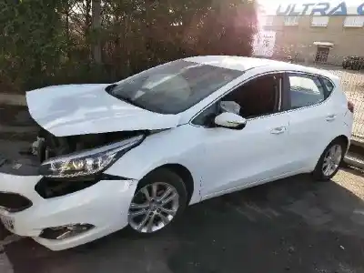 Scrapping Vehicle KIA CEE´D Concept of the year 2012 powered D4FC