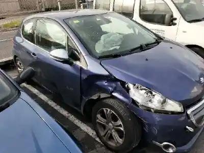 Здавання транспортного засобу PEUGEOT                                            208                                                                                                                                                                                                                                                        Allure року 2012 потужний 9H05