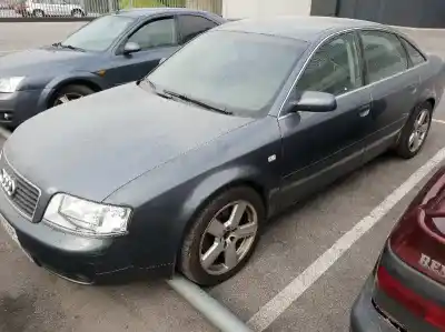 Veicolo di demolizione AUDI A6 BERLINA (4B2) 2.5 TDI dell'anno 2004 alimentato AKE