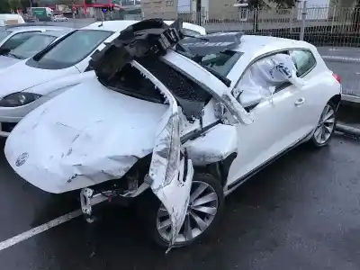 Veículo de Sucata VOLKSWAGEN SCIROCCO (137) 2.0 TDI (103kW) do ano 2008 alimentado CBDB