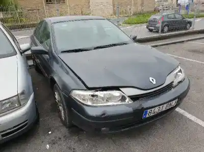 Vehículo de desguace RENAULT LAGUNA II (BG0) 1.9 dCi Diesel CAT del año 2001 con motor F9Q T7