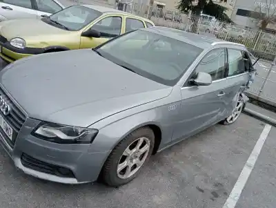 Здавання транспортного засобу AUDI A4 AVANT (8K5) (2008) 2.0 16V TDI року 2009 потужний CAG