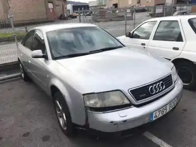 Veicolo di demolizione AUDI A6 BERLINA (4B2) 2.5 TDI dell'anno 2000 alimentato AKE