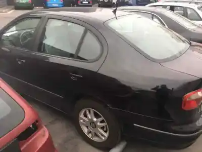 Здавання транспортного засобу seat toledo ii (1m2) 1.6 16v року 2003 потужний bcb